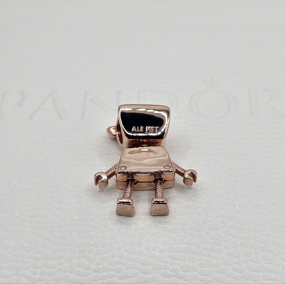 🤖 Authentic Pandora ⭐️RETIRED⭐️ ROSE BELLA BOT - Picture 6 of 7